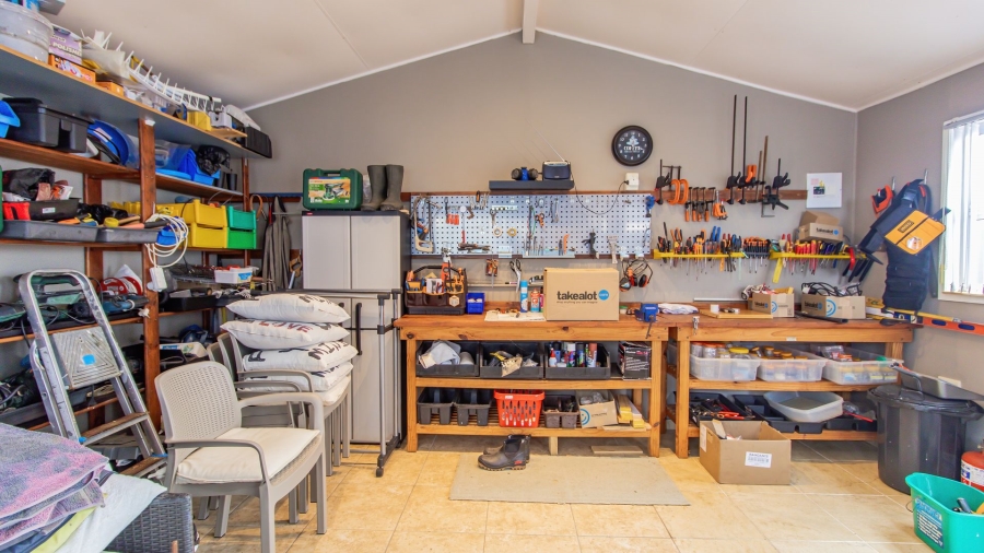 4 Bedroom Property for Sale in Yzerfontein Rural Western Cape